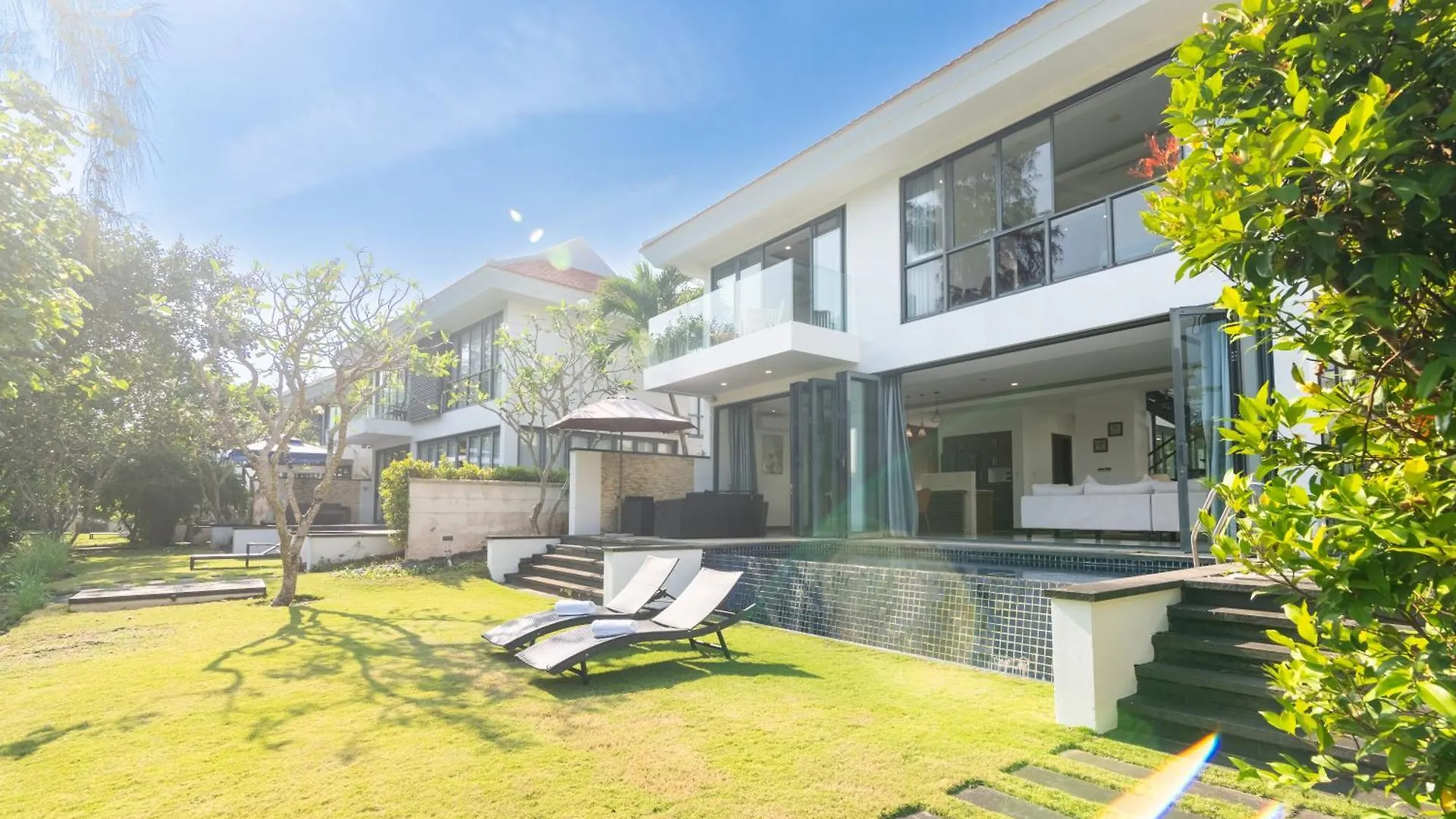 3Br Luxury Ocean Villas Pool Beachside Da Nang