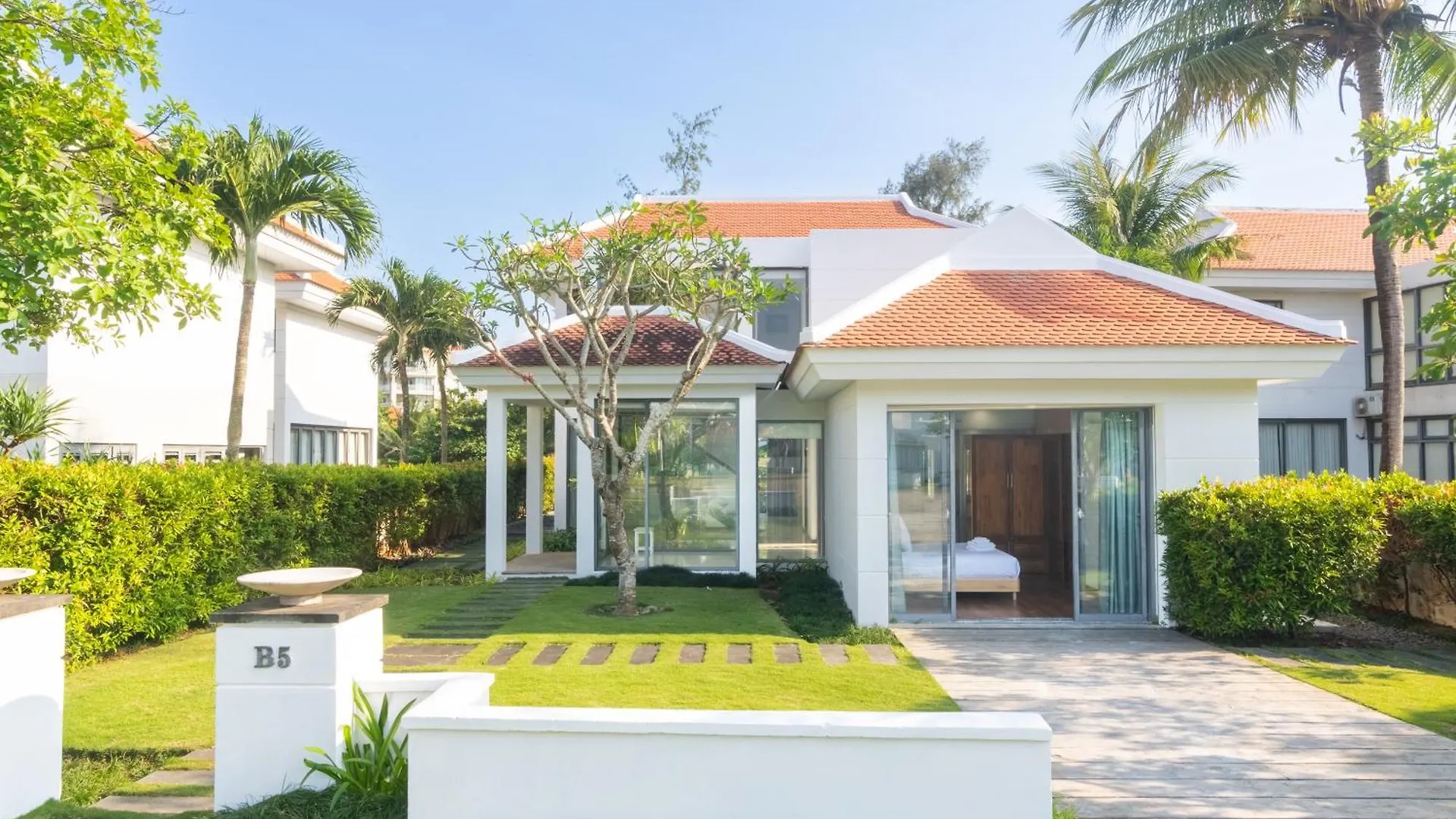 3Br Luxury Ocean Villas Pool Beachside Da Nang