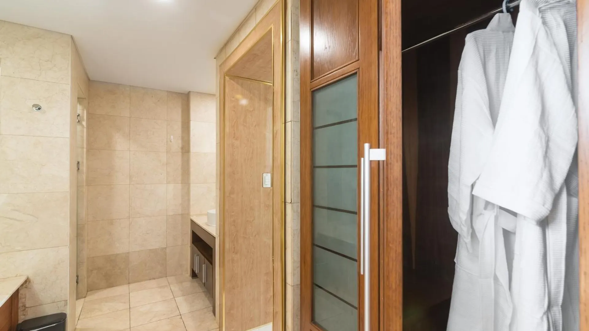 3Br Luxury Ocean Villas Pool Beachside Da Nang