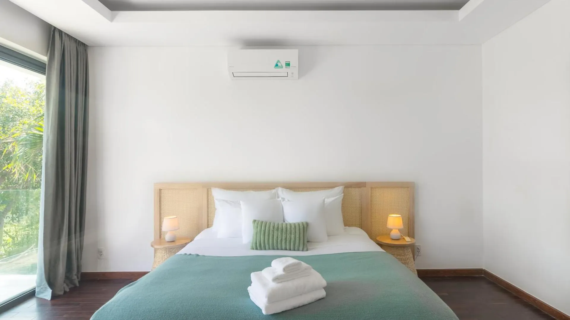 3Br Luxury Ocean Villas Pool Beachside Da Nang