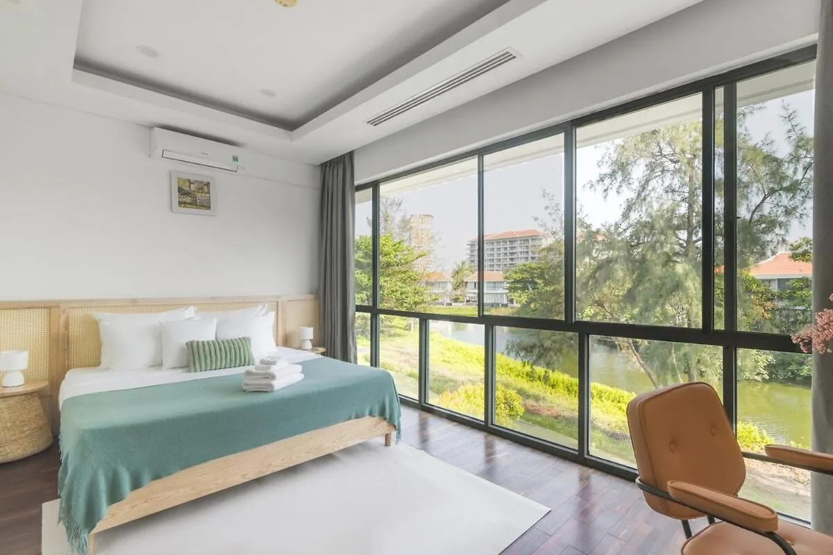 3Br Luxury Ocean Villas Pool Beachside Da Nang Vietnam